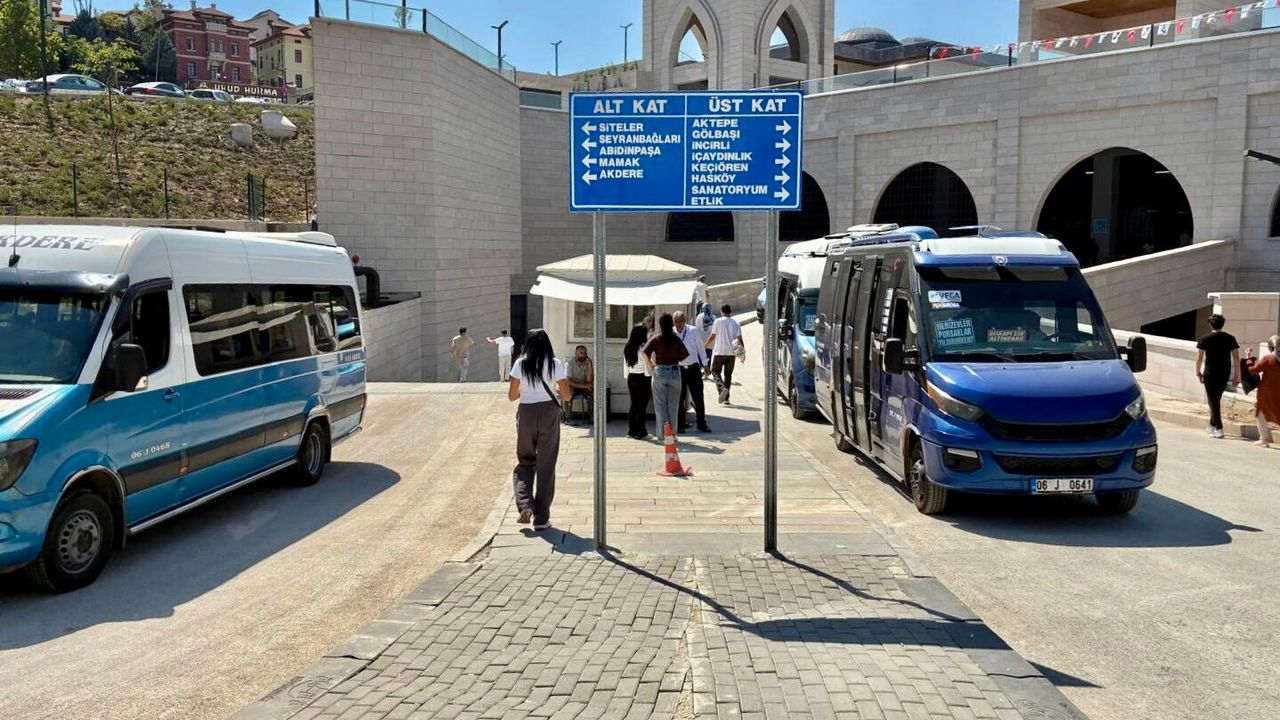 Dolmuş Durakları